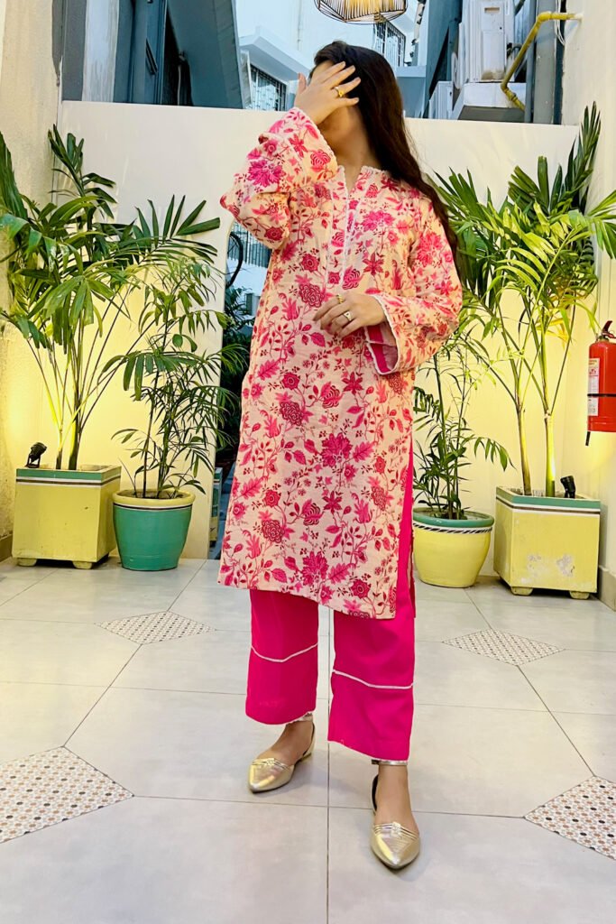 Guloona Pink Khaddar