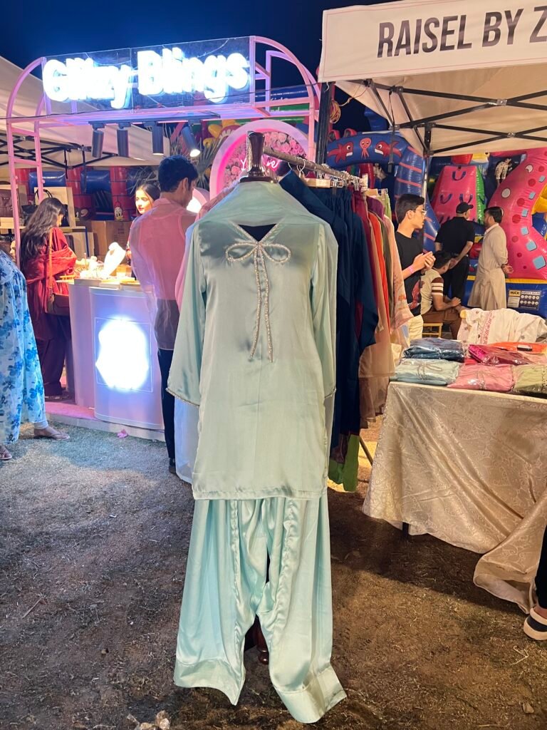 BOW-Powder blue faarshi set